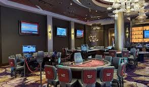 Live dealer roulette and baccarat table interface